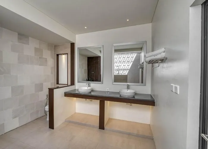 Villa Bukit Senja Ungasan 3br With Pool & Sunset Views Uluwatu