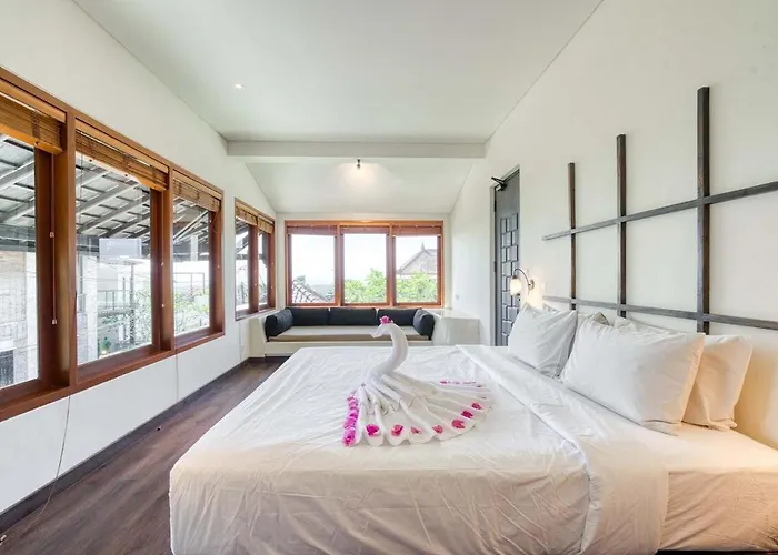 Bukit Senja Ungasan 3br With Pool & Sunset Views