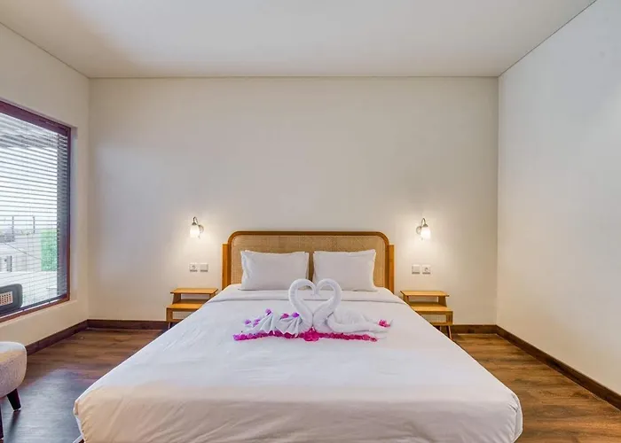 Villa Bukit Senja Ungasan 3br With Pool & Sunset Views